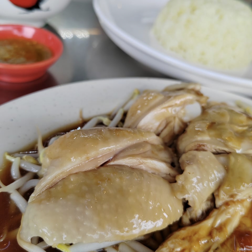 Hainanese Chicken Rice with Bean Sprouts served at One Food Centre in Taman Universiti, Skudai, Johor